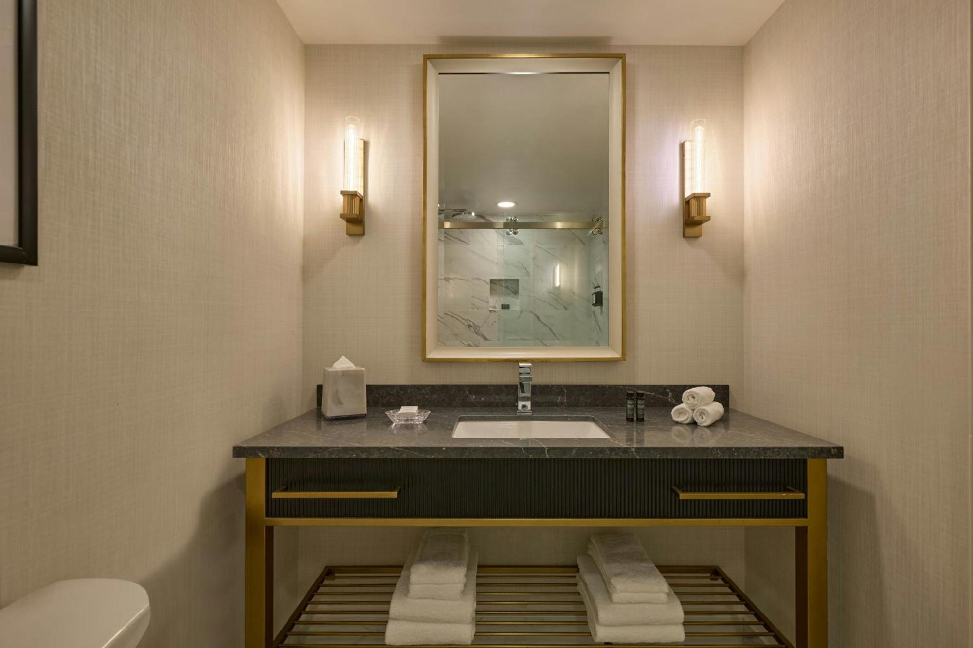 The Henry, Autograph Collection Hotel Dearborn Ngoại thất bức ảnh