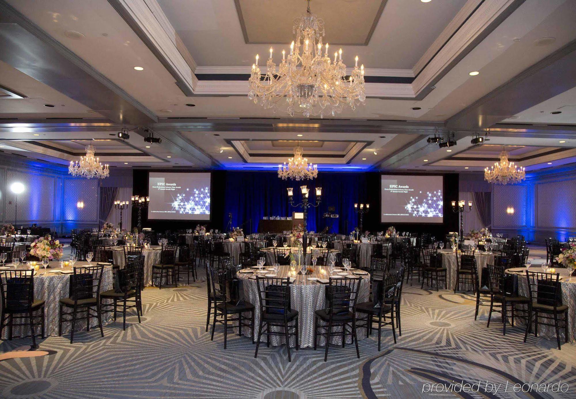 The Henry, Autograph Collection Hotel Dearborn Ngoại thất bức ảnh